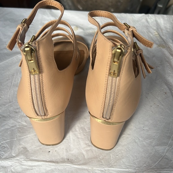 Calvin Klein Nude Sandals Size 6.5 - Picture 3 of 4